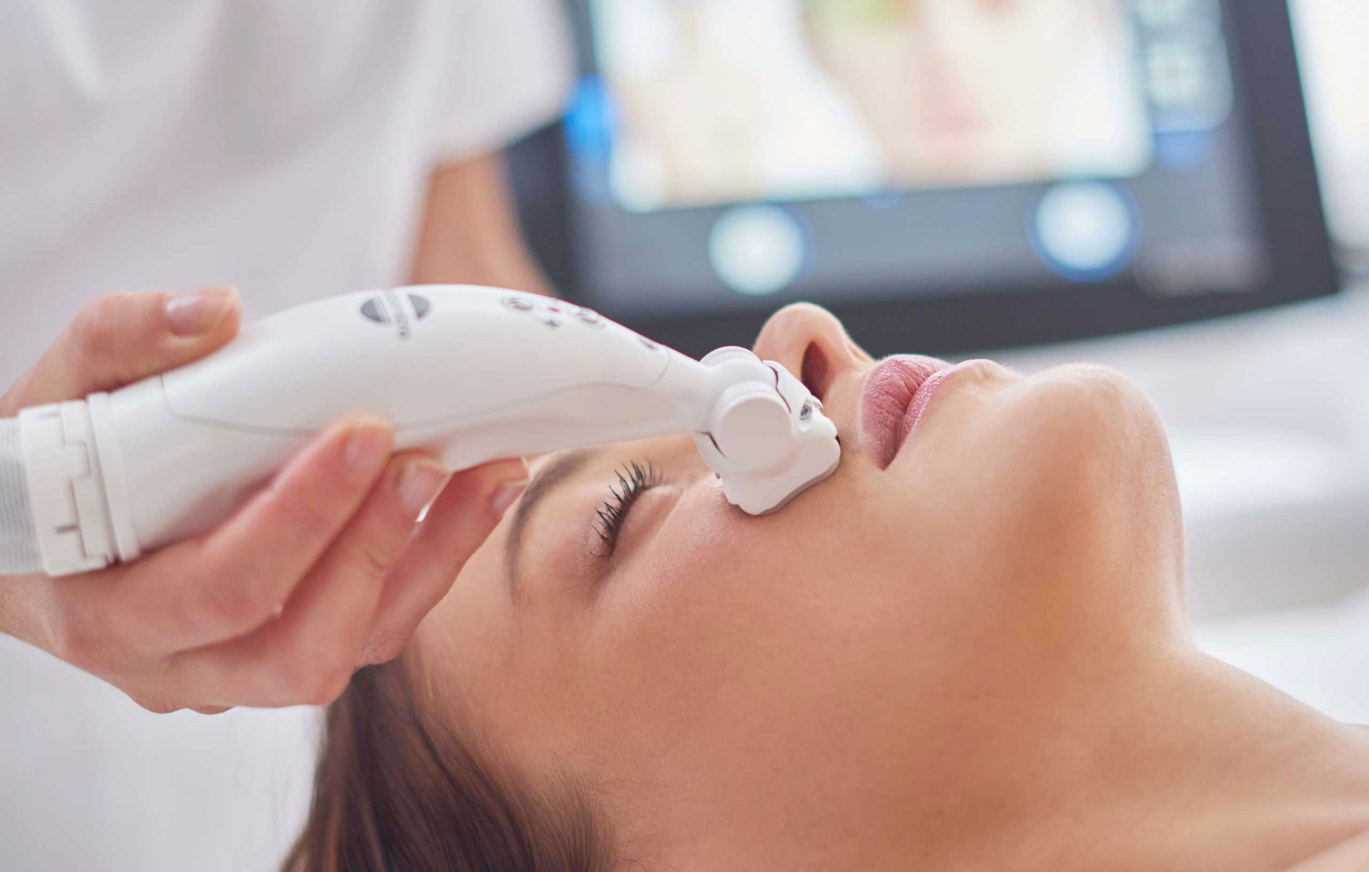 ICOONE® Laser MED Gesichtsbehandlung bei La Bellezza